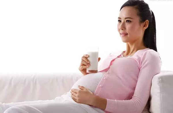 孕期补充钙质的重要性：呵护母婴健康的关键一步